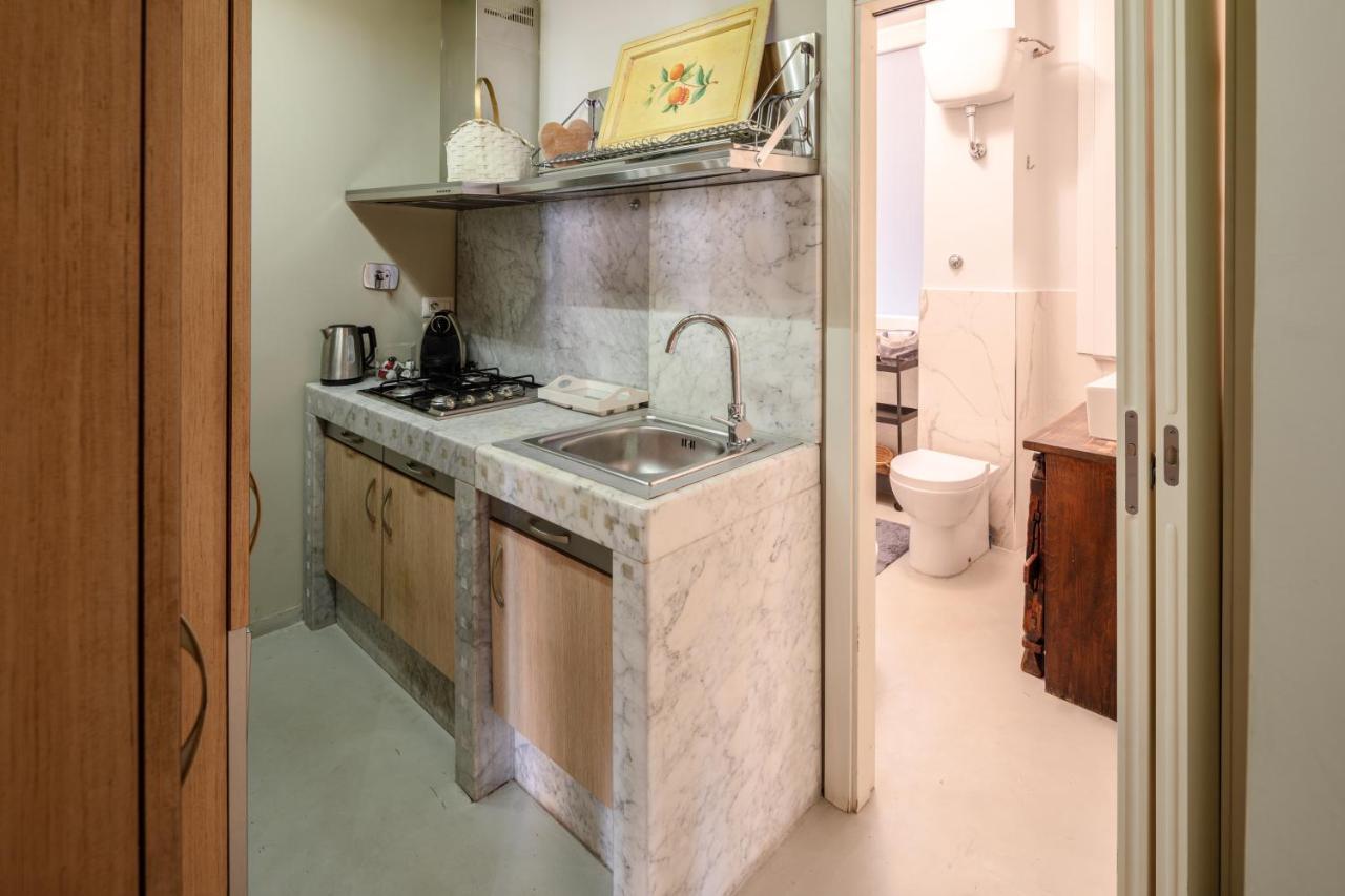 Fontanella Borghese Elegant & Beautiful Apartment ローマ エクステリア 写真